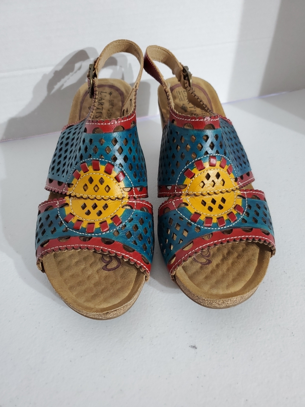 L'artiste Leonara Bloom Sz 39 Slingback Block Heel Sandals - Blue, Red & Yellow